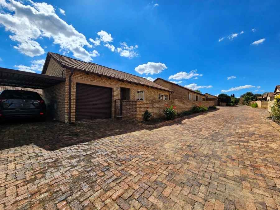 2 Bedroom Property for Sale in Sasolburg Ext 11 Free State